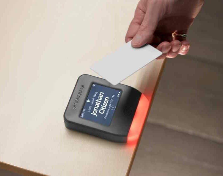 Embrava-Desk-Sign
